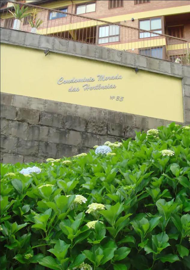 Belo Apartamento E Completo No Centro Com Vista Gramado Bagian luar foto